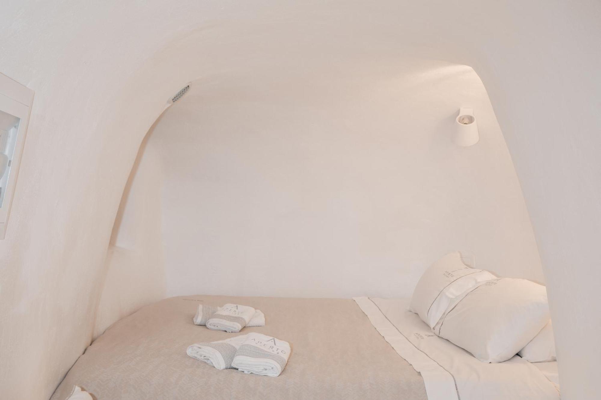 Aperto Suites - Adults Only Fira  Eksteriør billede